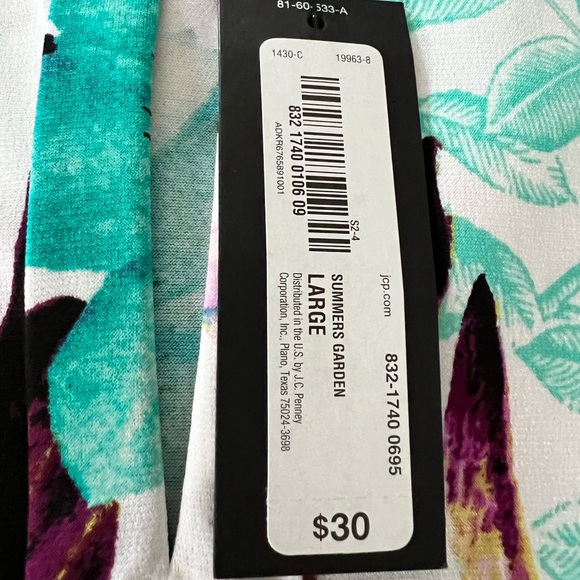 New with tags - Worthington, 2-piece outfit. Purple skirt, floral top. - Picture 5 of 6